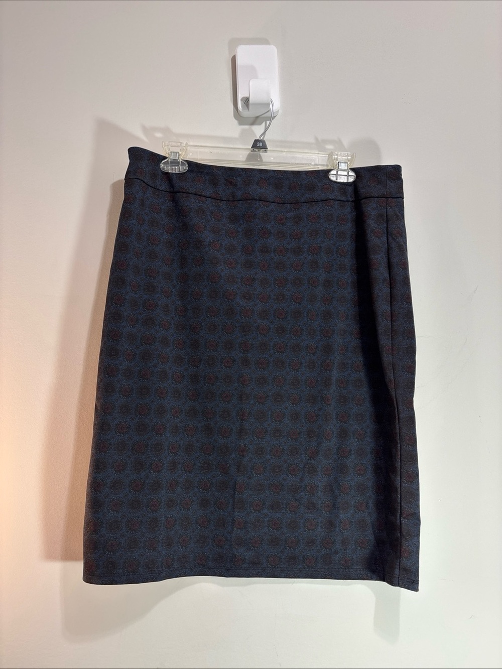Soho Apparell LTD Womens Navy Blue Patterned Pencil Skirt. 1406